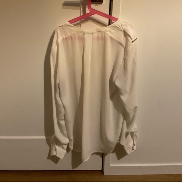 White blouse with gold accents - Picture 2 of 5